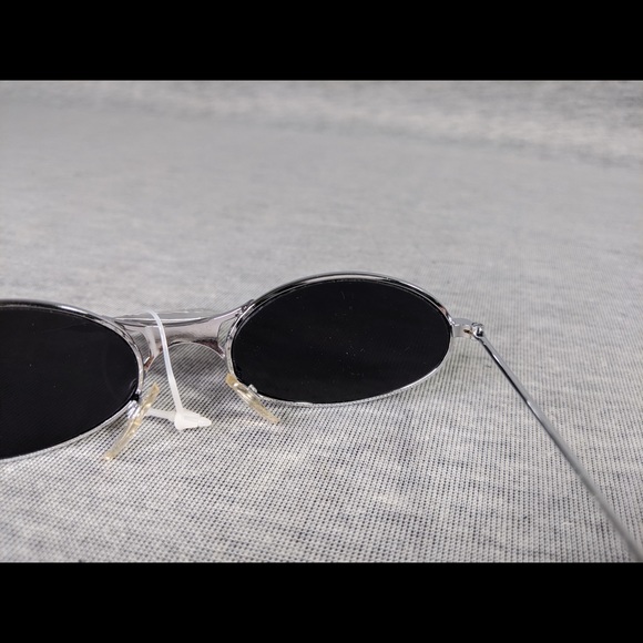 👯♀️Host Pick⚡️For bundle only: Lot of 2 kids’ oblong sunglasses - Picture 15 of 16